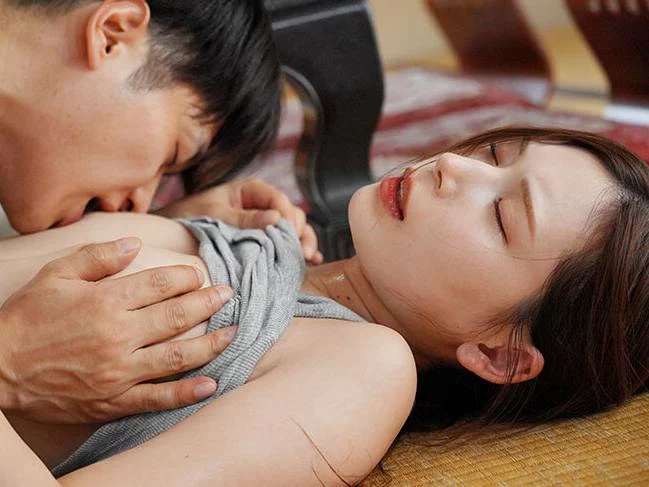 Mùa hè đáng nhớ bên chị họ xinh đẹp Tsumugi Akari